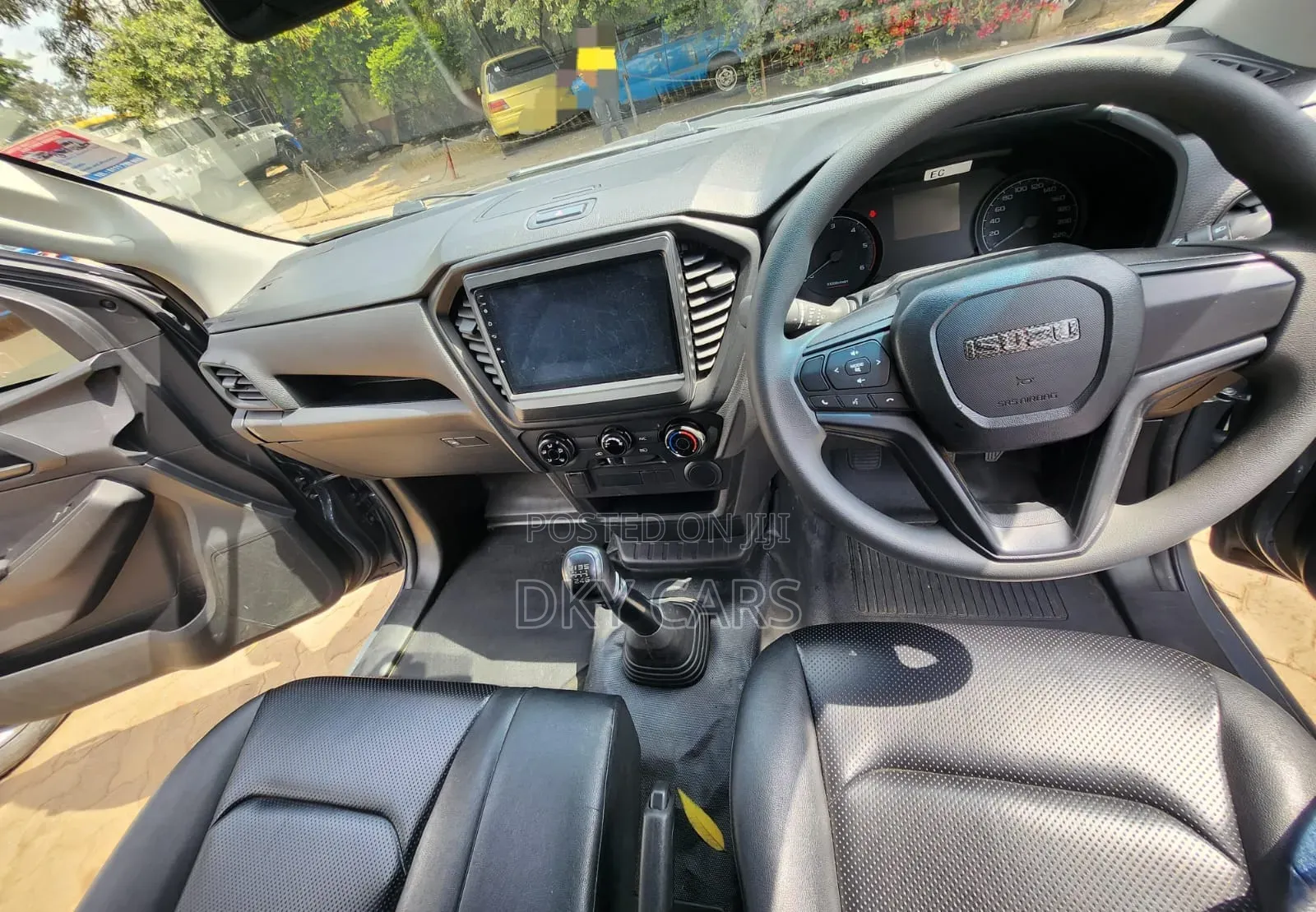 Isuzu D-MAX 2025 Gray