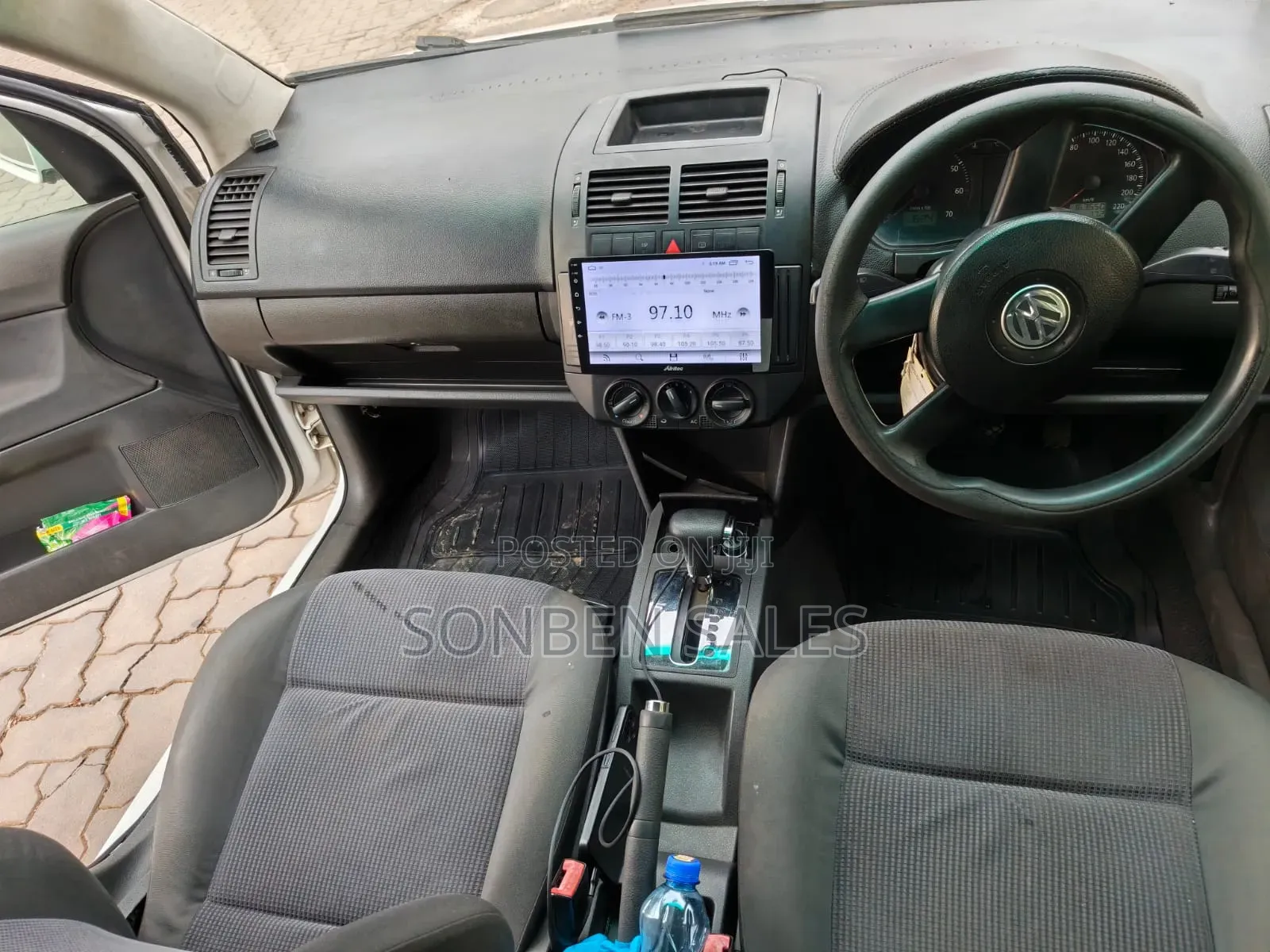 Volkswagen Polo 2007 White