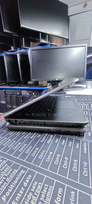 Laptop Dell Latitude 3380 8GB Intel Core i3 SSD 128GB