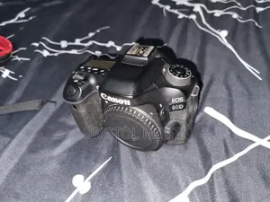Canon 80d Camera Complete With 3 Lenses, Charger,Spare Battery and Bag