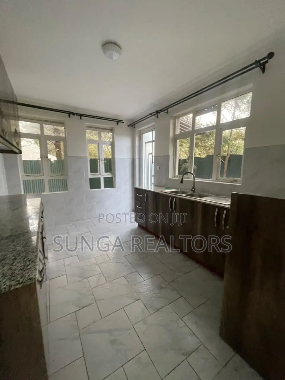 4bdrm House in Bogani, Hardy for rent