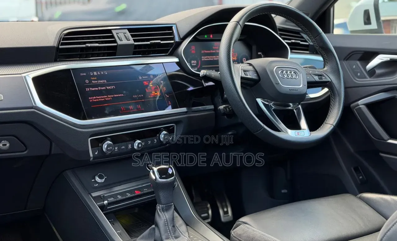 Audi Q3 35 TFSI S edition 2021 White