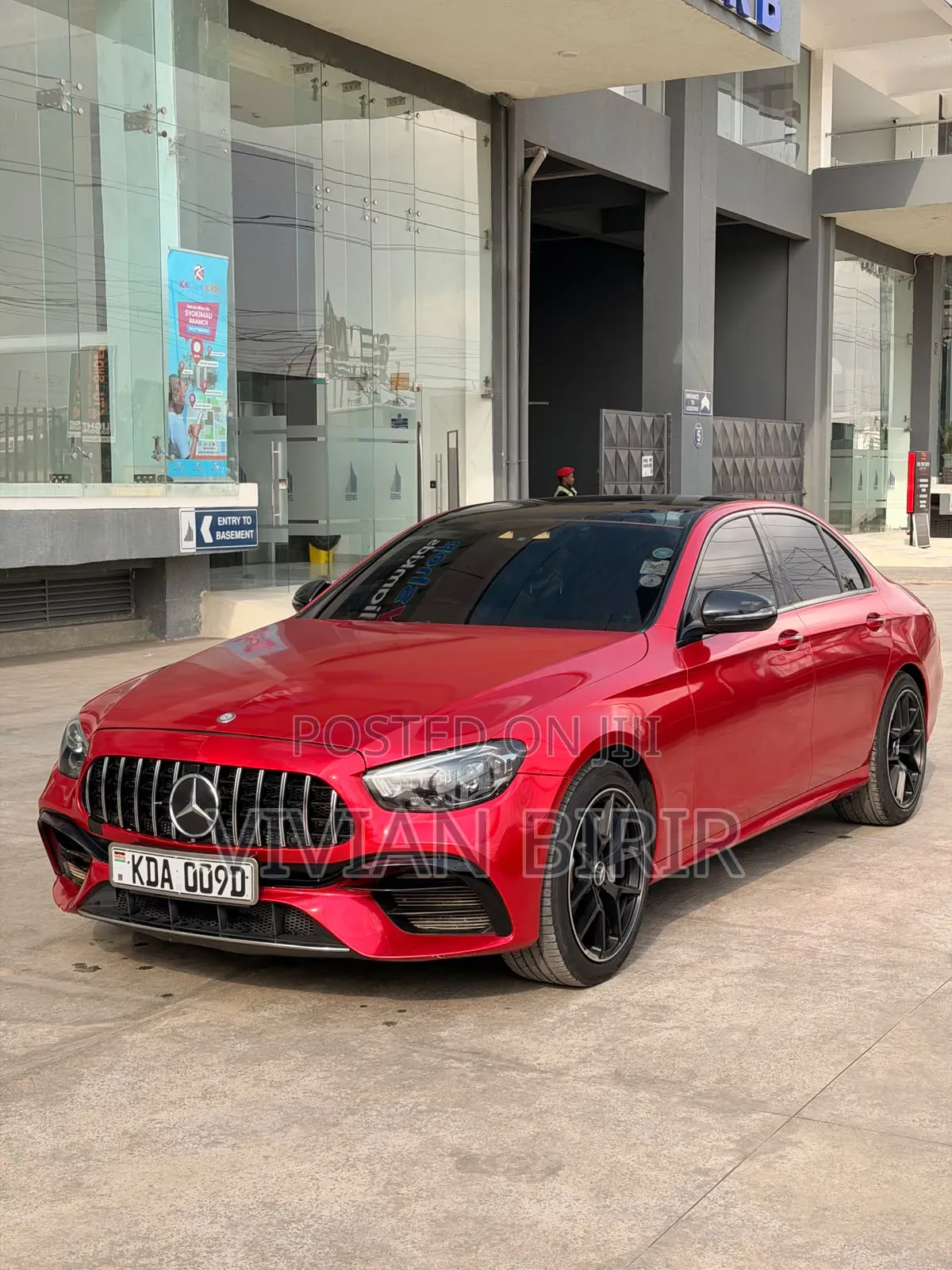 Mercedes-Benz E220 2016 Red