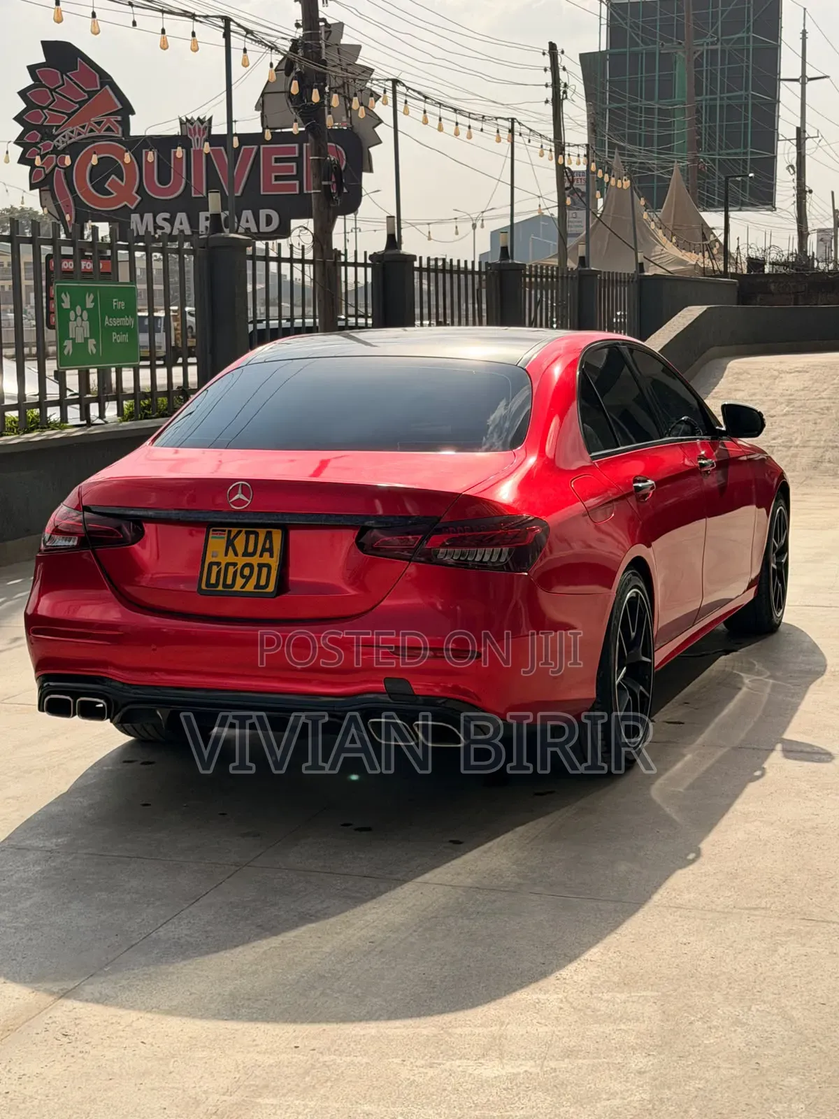 Mercedes-Benz E220 2016 Red