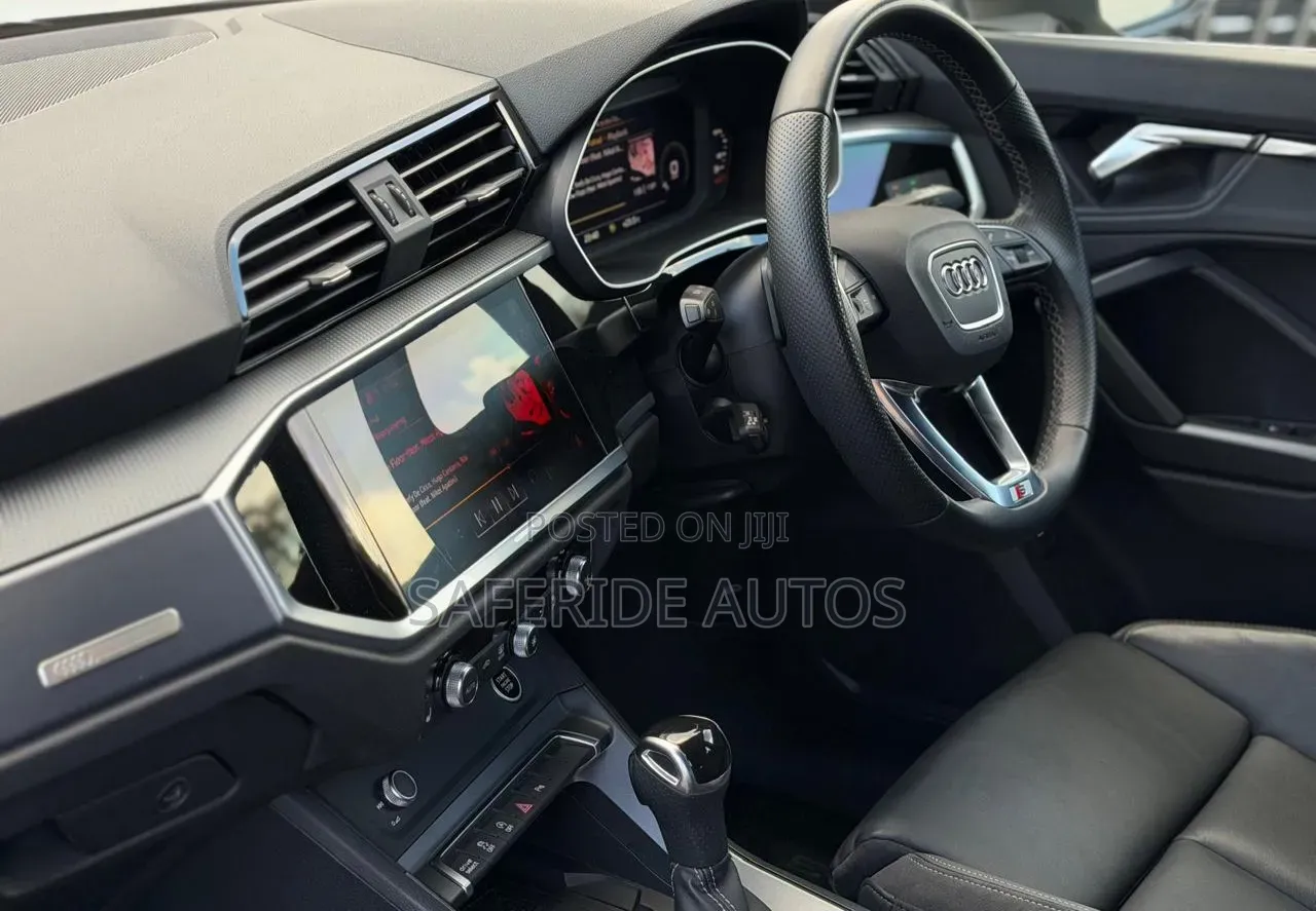 Audi Q3 35 TFSI S edition 2021 White