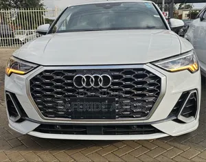 Audi Q3 35 TFSI S edition 2021 White