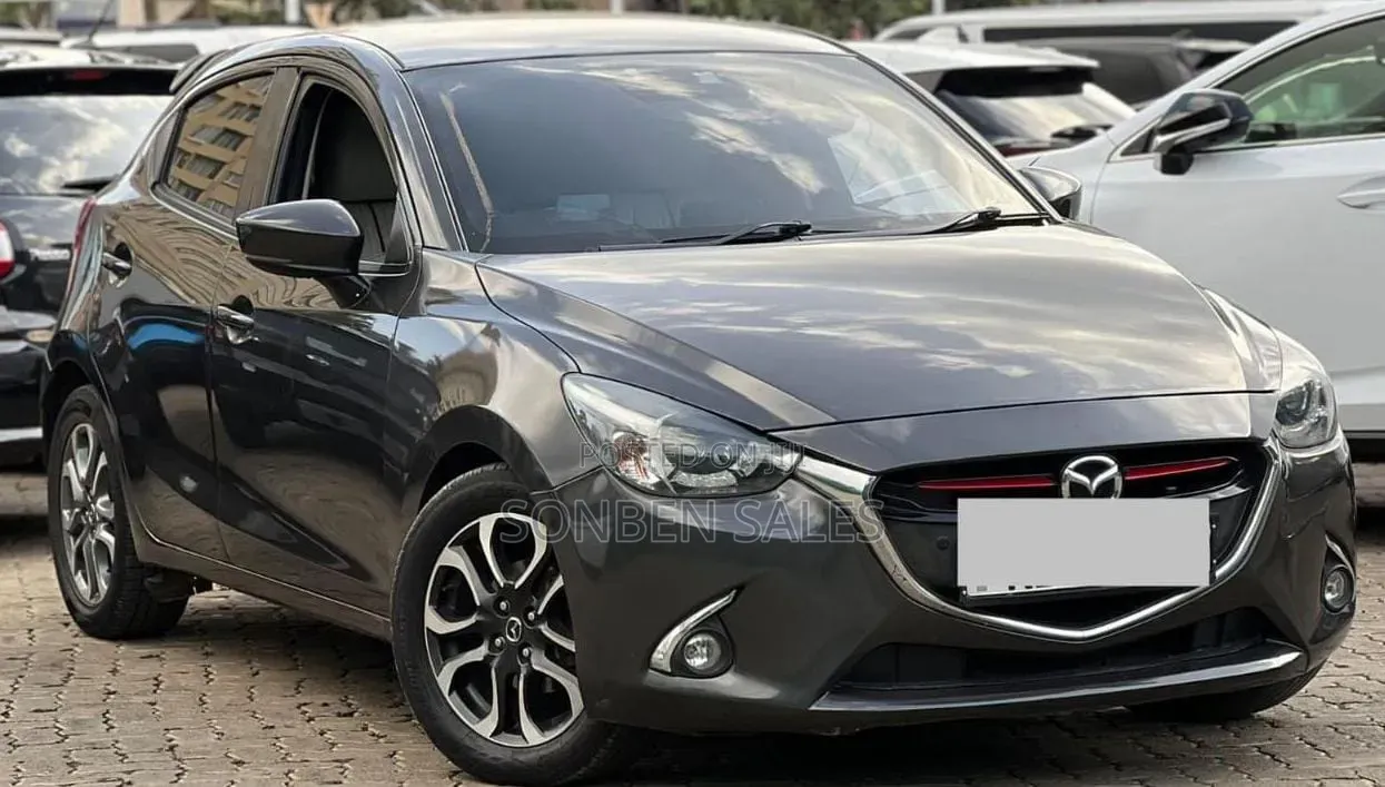 Mazda Demio 2018 Gray