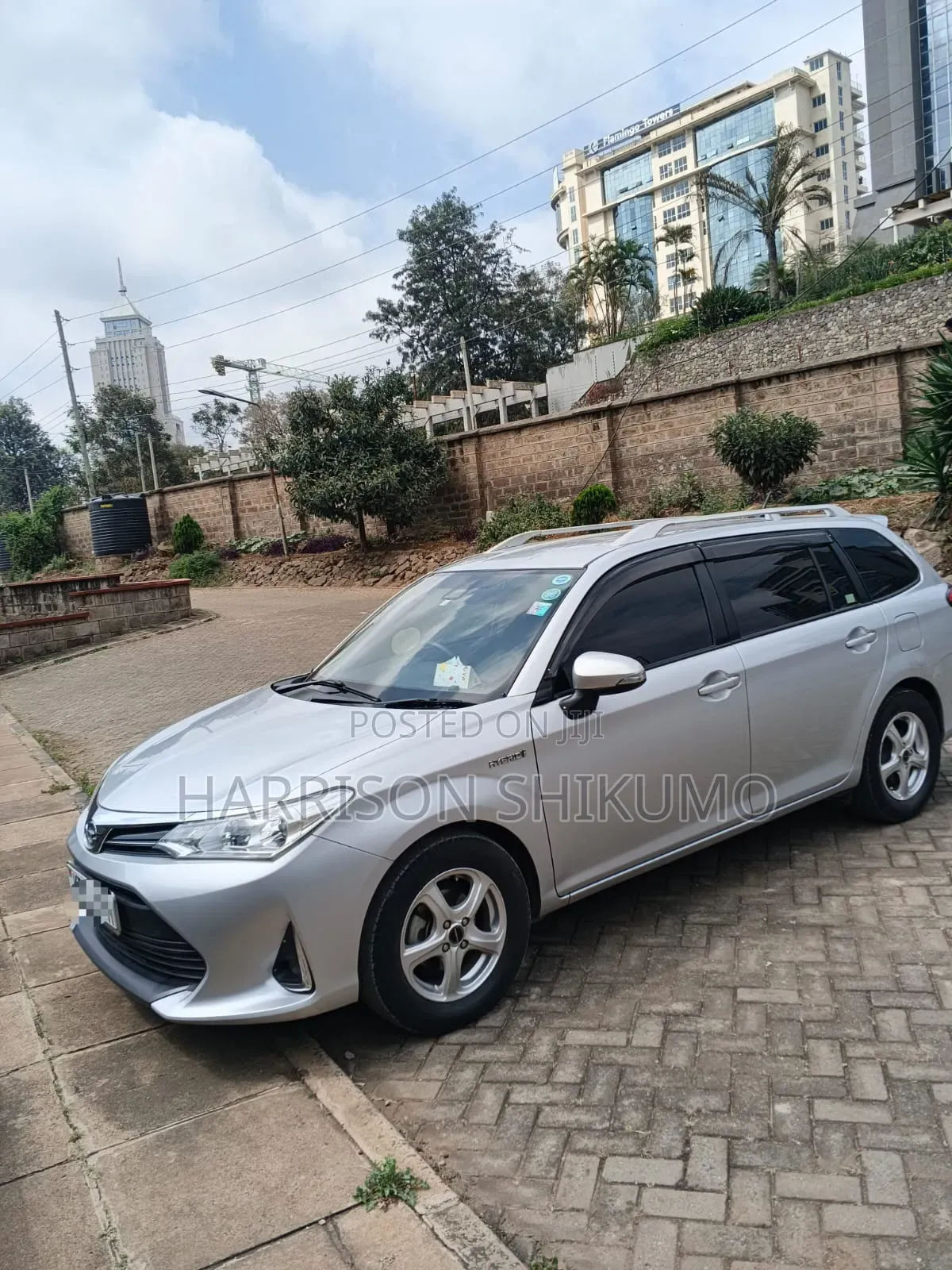 Toyota Corolla Fielder 2018 Silver