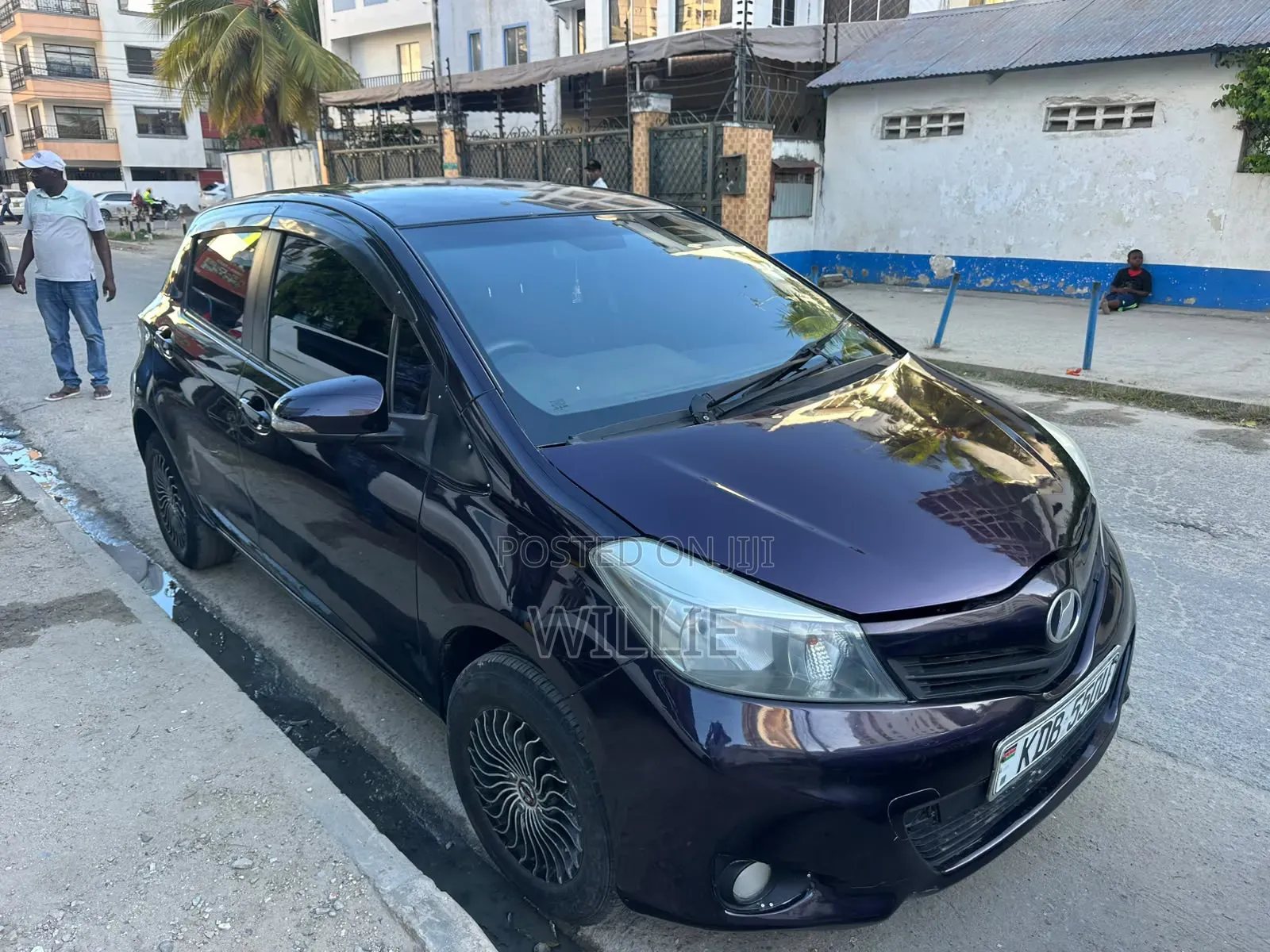 Toyota Vitz 2014 Black