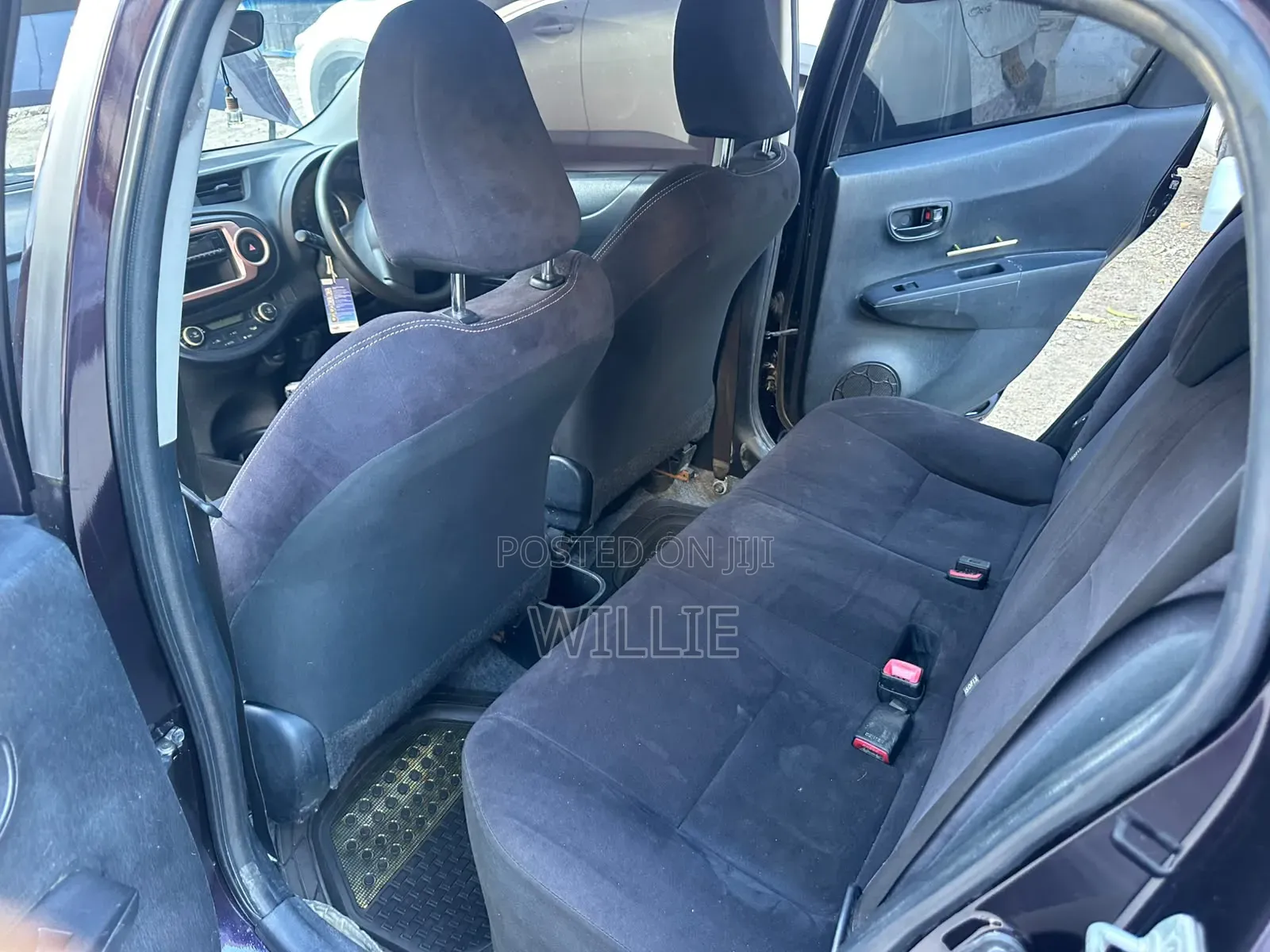 Toyota Vitz 2014 Black