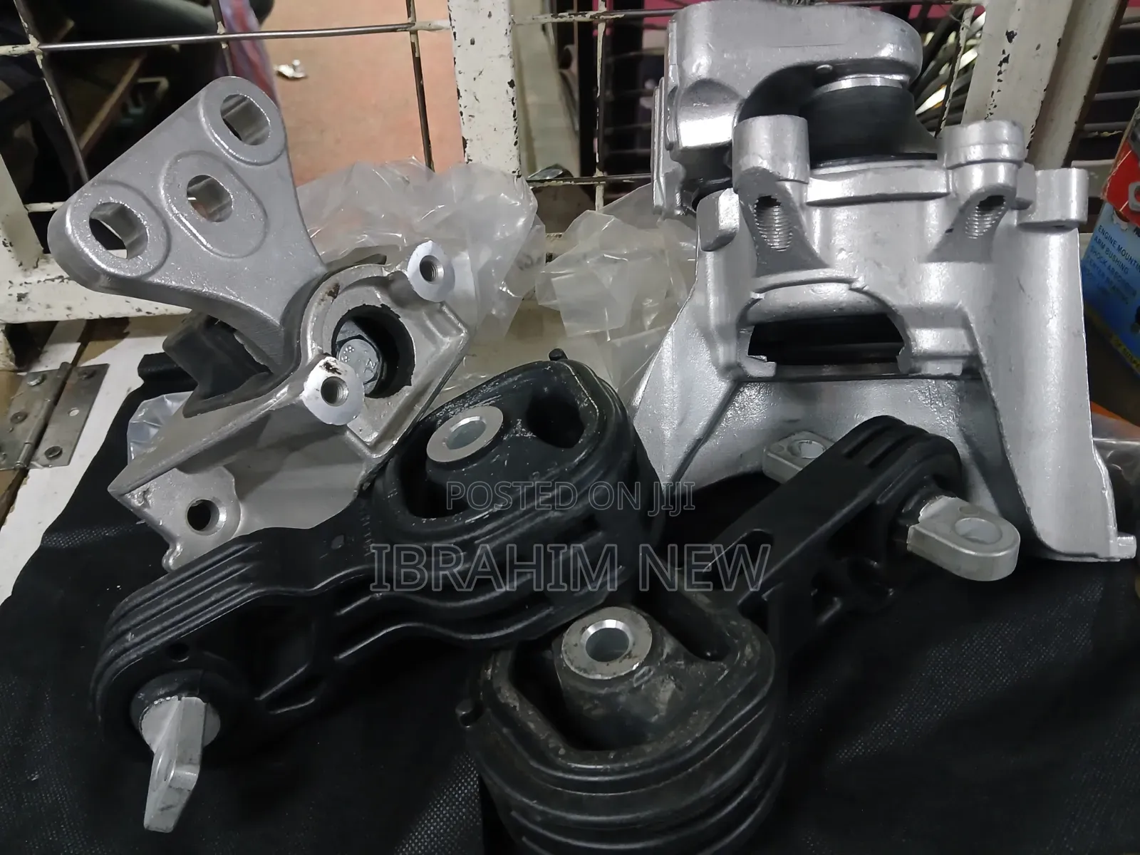 Honda CR-V Re4 Engine Mountings Complete(Set of 4)