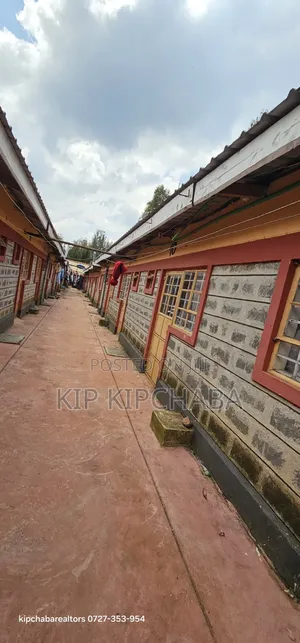 20bdrm Duplex in Kimumu for sale