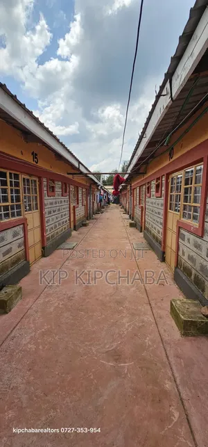 20bdrm Duplex in Kimumu for sale