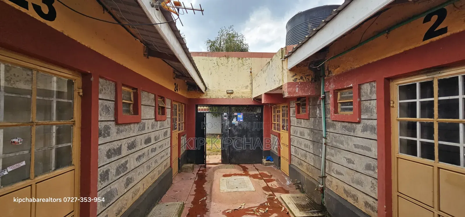 20bdrm Duplex in Kimumu for sale