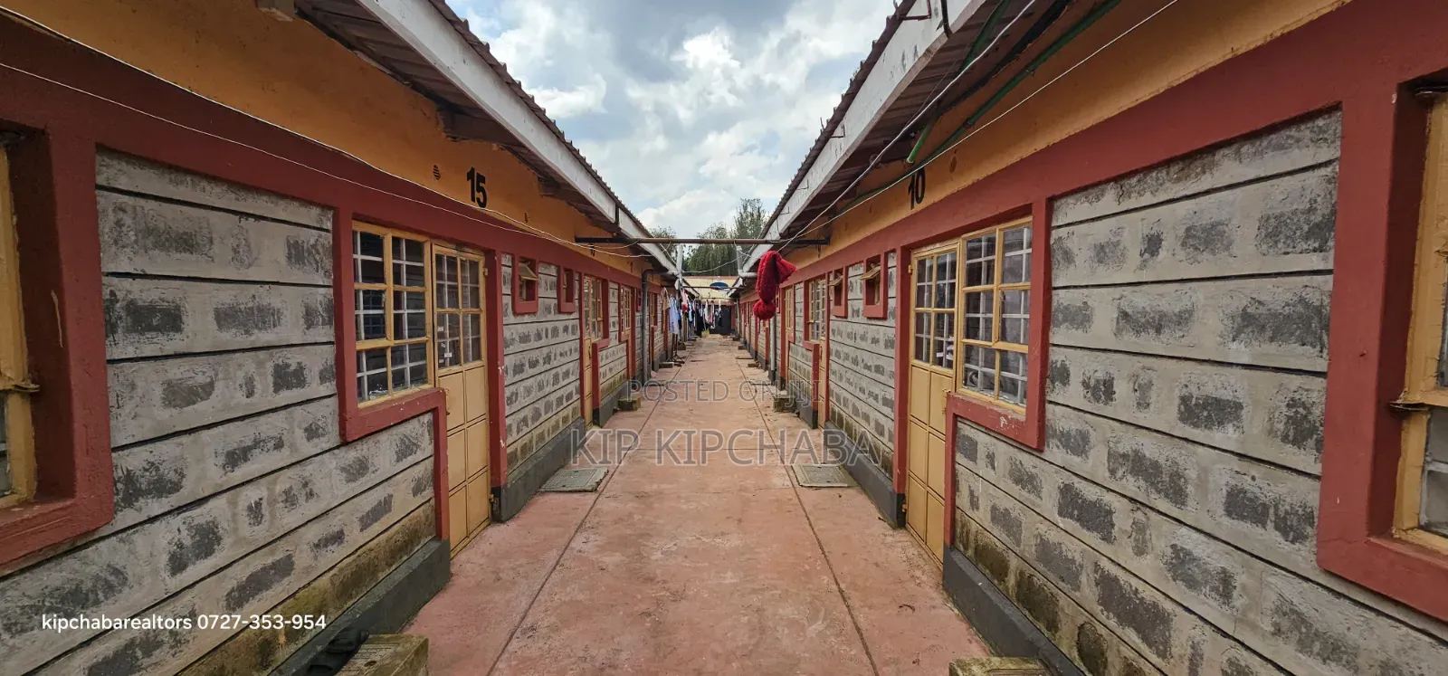 20bdrm Duplex in Kimumu for sale