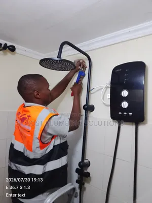 Plumbing Technician Around the Clock