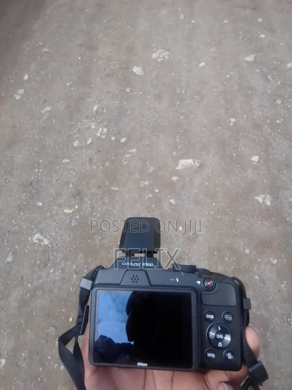 Nikon Coolpix B500