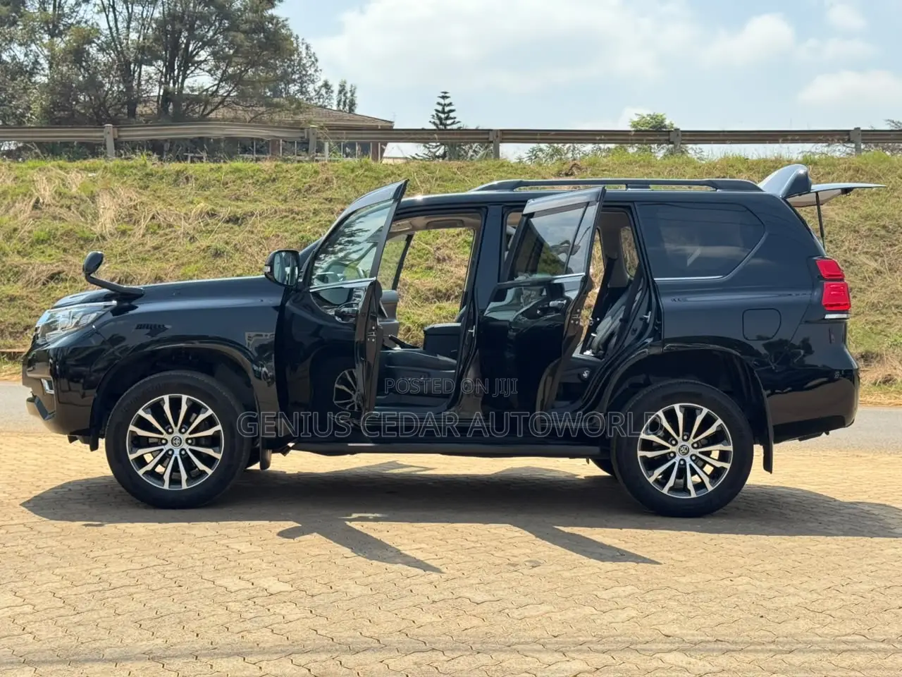 Toyota Land Cruiser Prado 2020 Black