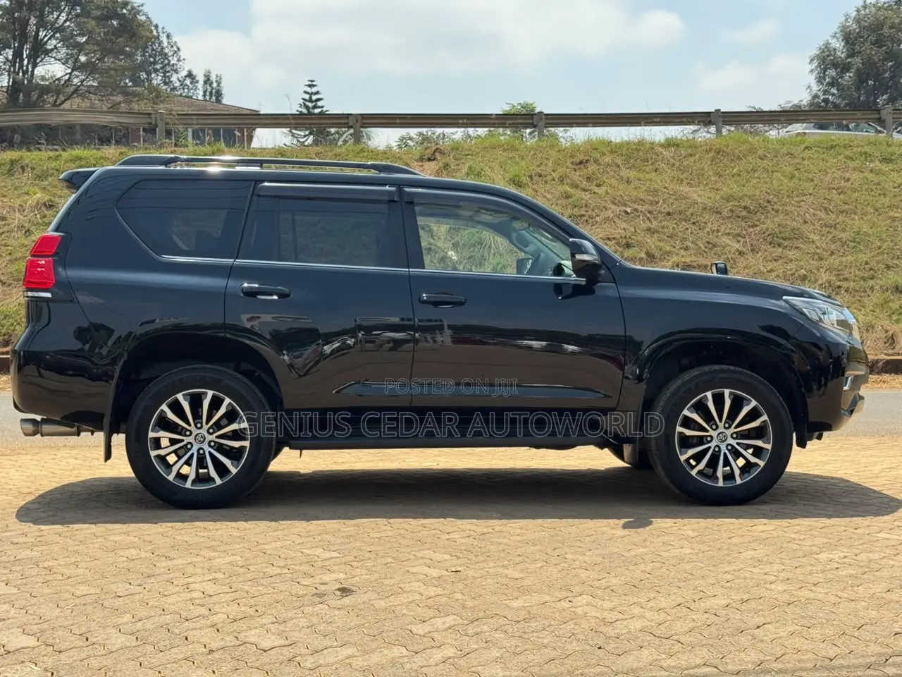 Toyota Land Cruiser Prado 2020 Black