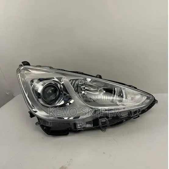 Toyota Aqua 2015/2016 Zenon Headlight