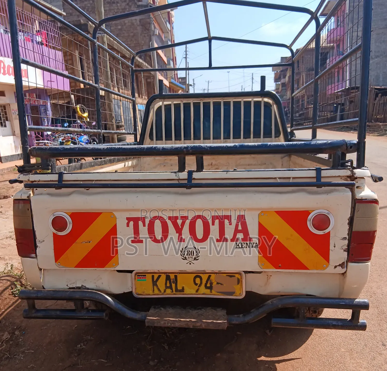 Toyota HiAce 2005
