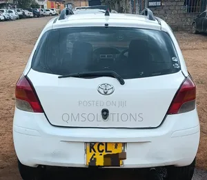 Toyota Vitz 2011 Black