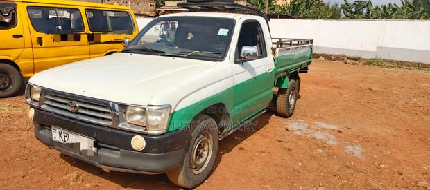Toyota HiAce 2008 White - thumbnail 6