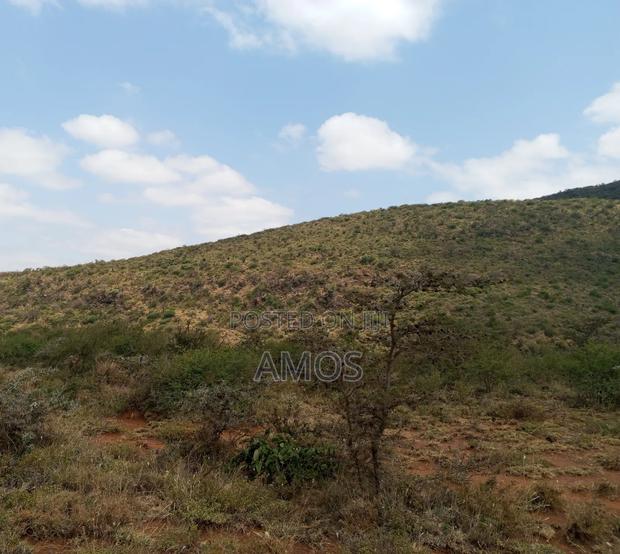 5acres Land in Ndeiya Nguirubi Karera Passing Through Mboma Area