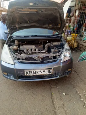 Toyota Wish 2004 Silver