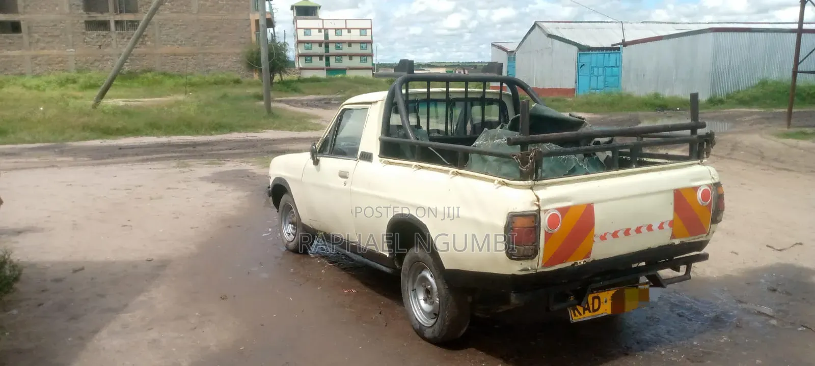 Nissan Pick-Up 1994 Off white