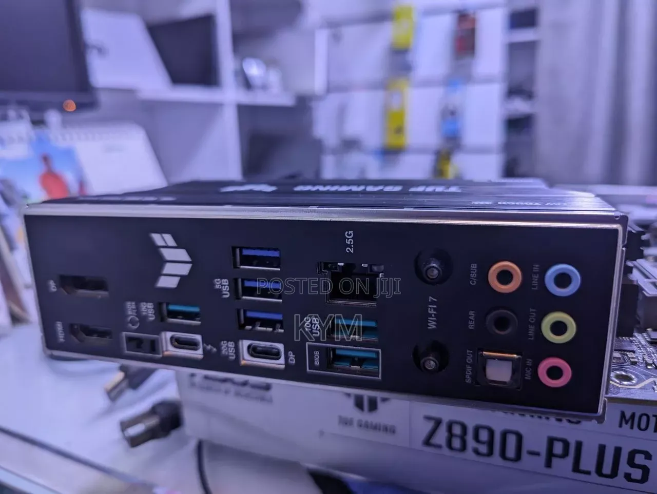 ULTRA 7 Series + Z890 Motherboard