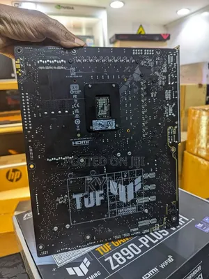 ULTRA 7 Series + Z890 Motherboard