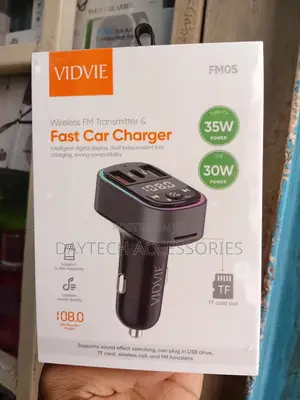 Vidvie FM05 Is a 2-in-1 Wireless FM Transmitter and Fast Car Charger