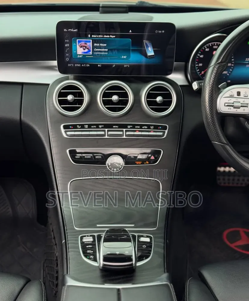 Mercedes-Benz C200 2019 Gray