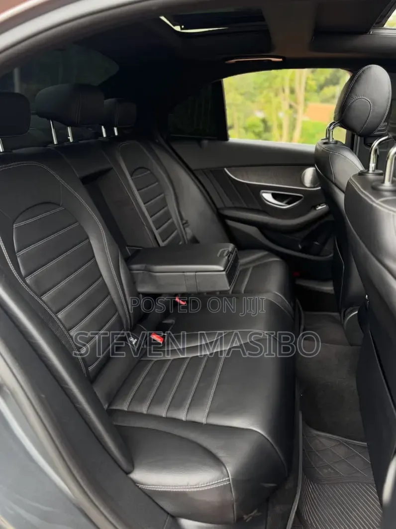 Mercedes-Benz C200 2019 Gray