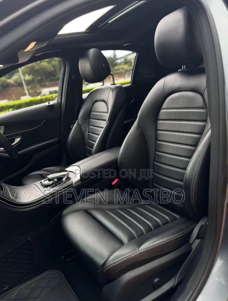 Mercedes-Benz C200 2019 Gray