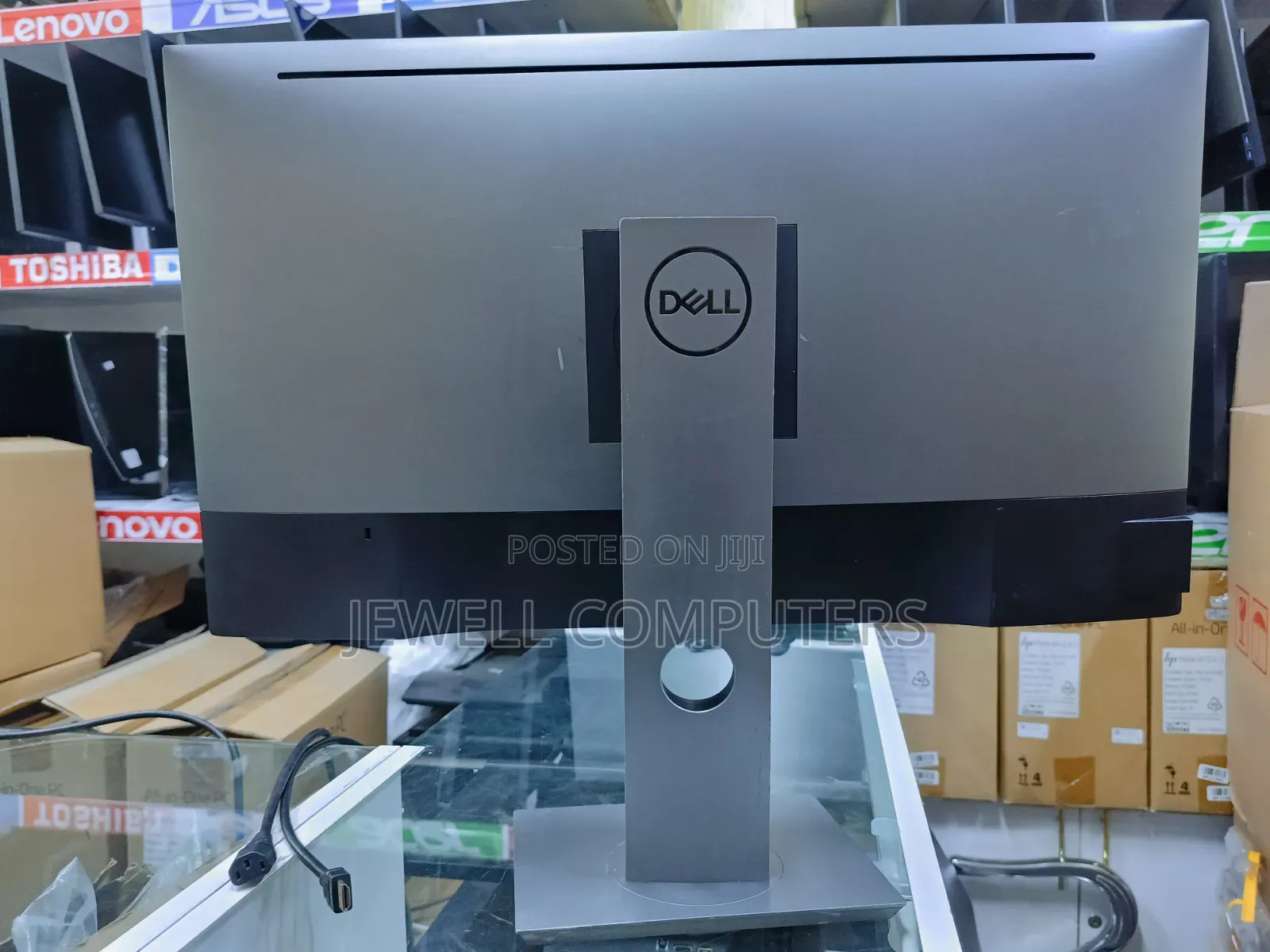 Dell UltraSharp U2718Q 27" UHD IPS Monitor