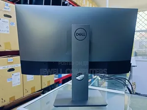 Dell UltraSharp U2719D QHD(1440p) IPS Monitor 27inch Frameless