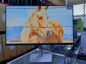 Dell P2722HE 27" Full HD IPS USB-C Hub Monitor