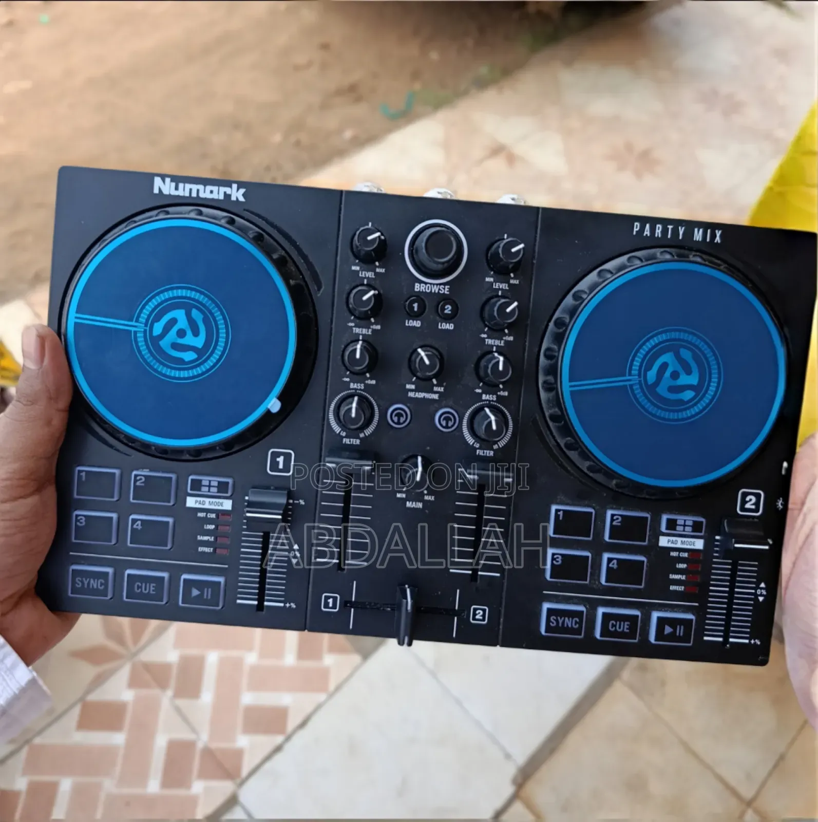 Numark Partymix
