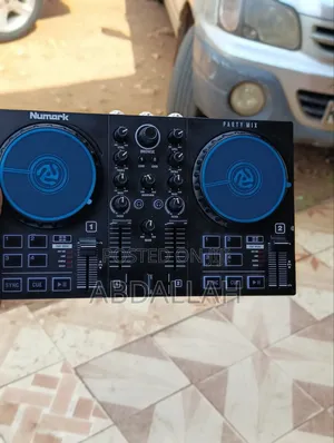 Numark Partymix