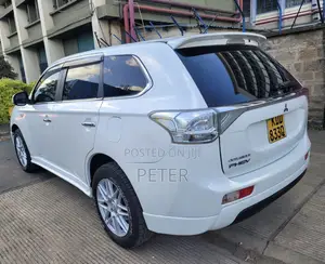 Mitsubishi Outlander 2014 White