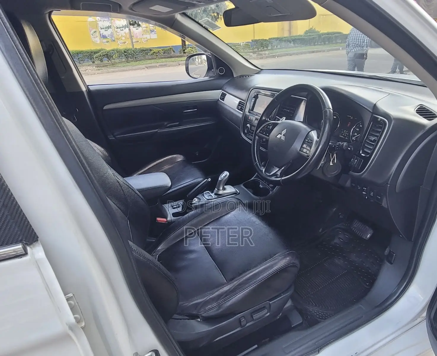 Mitsubishi Outlander 2014 White