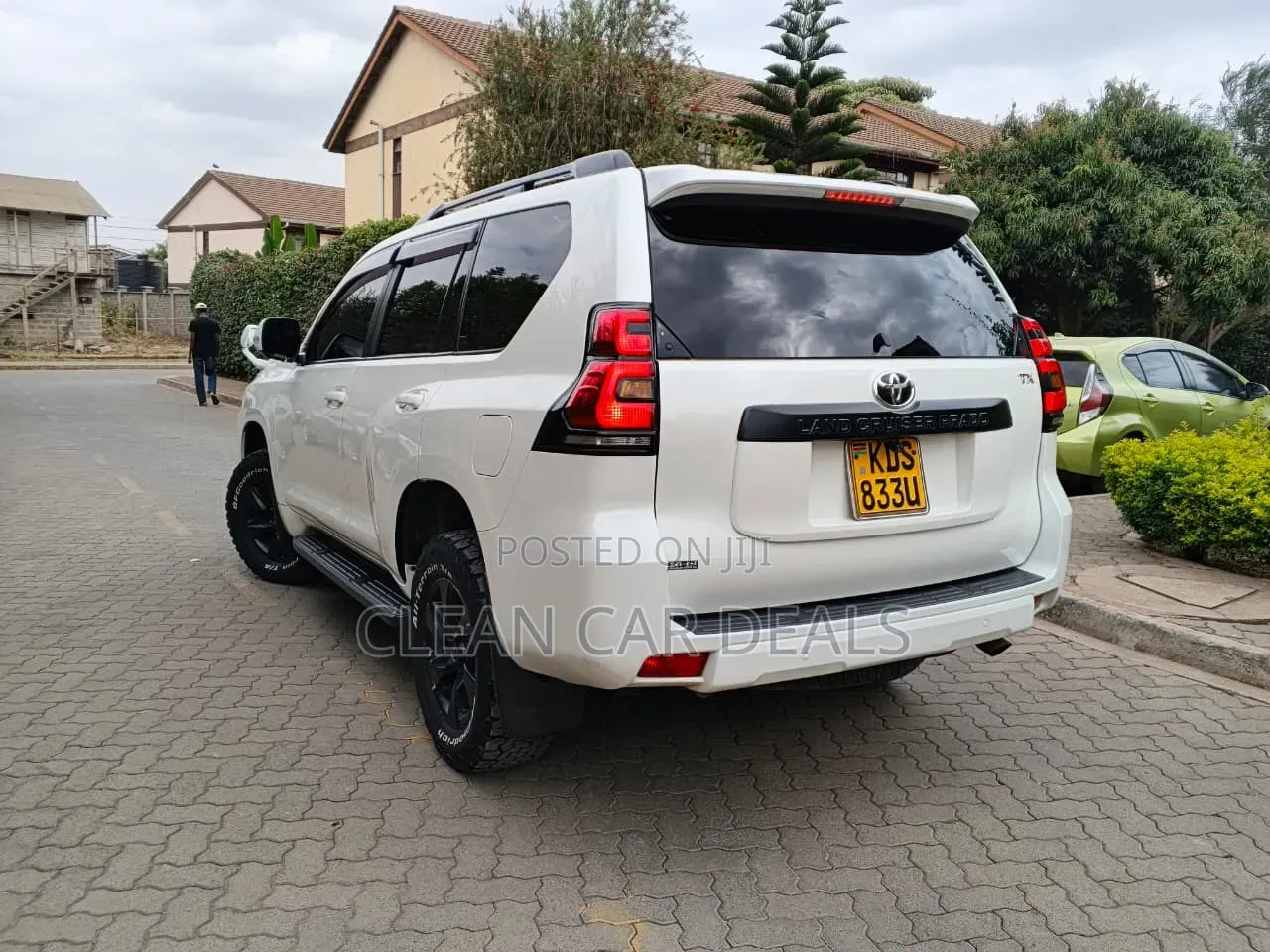 Toyota Land Cruiser Prado 2017 White