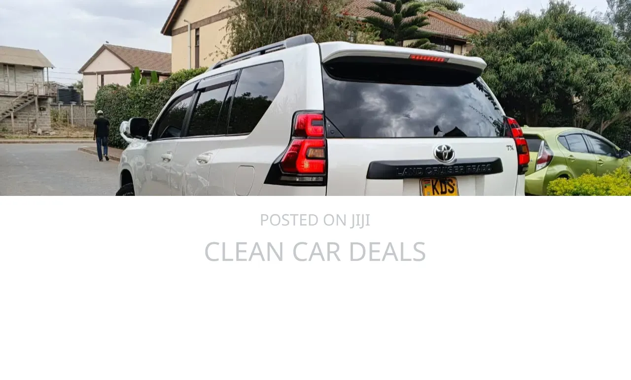 Toyota Land Cruiser Prado 2017 White