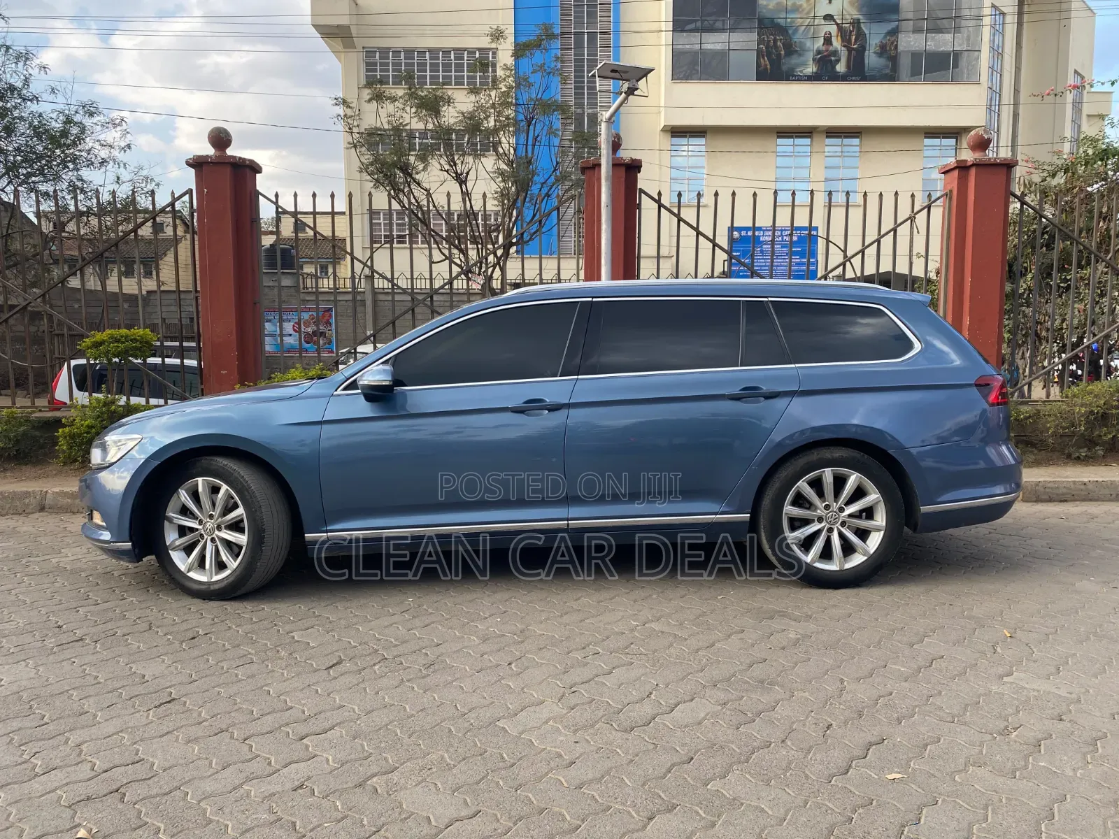 Volkswagen Passat 2018 Blue