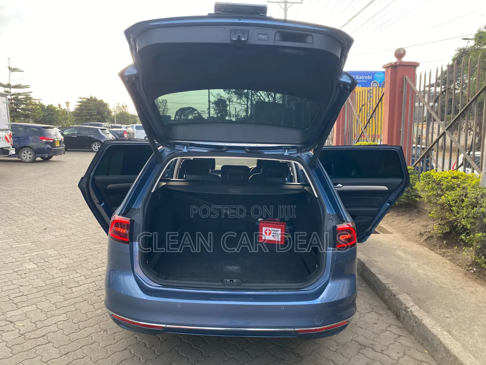 Volkswagen Passat 2018 Blue