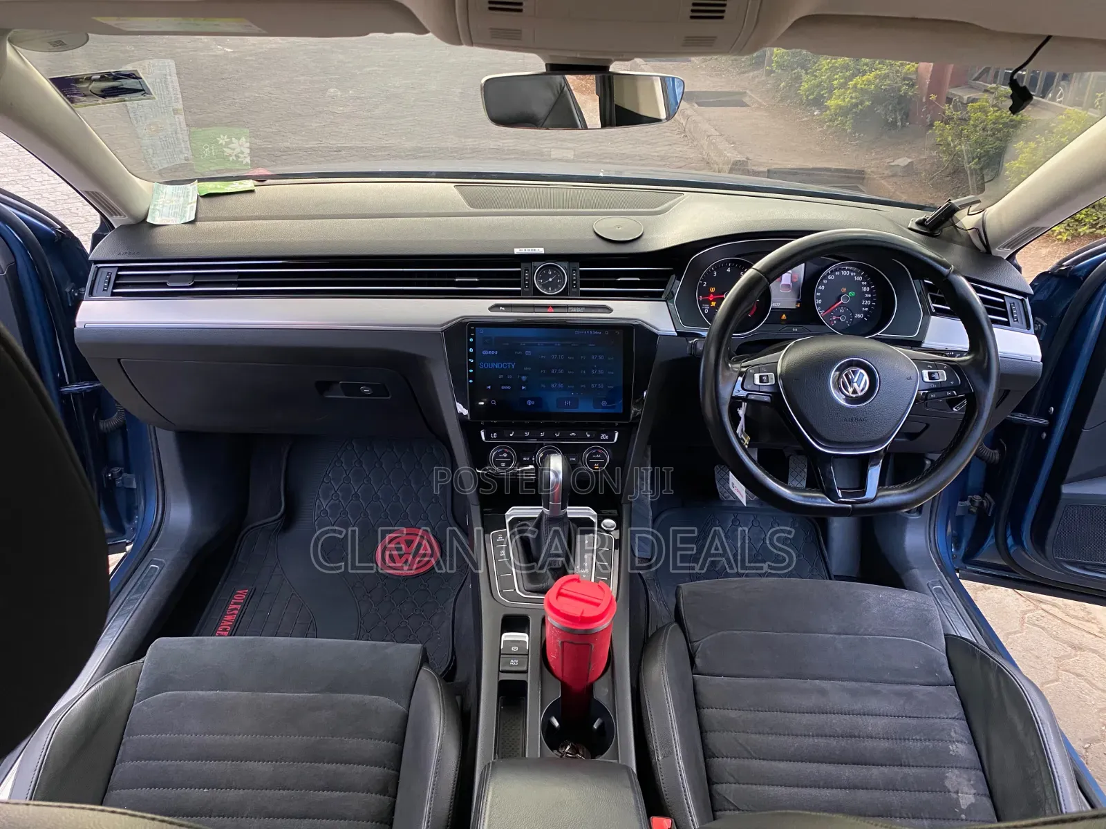 Volkswagen Passat 2018 Blue