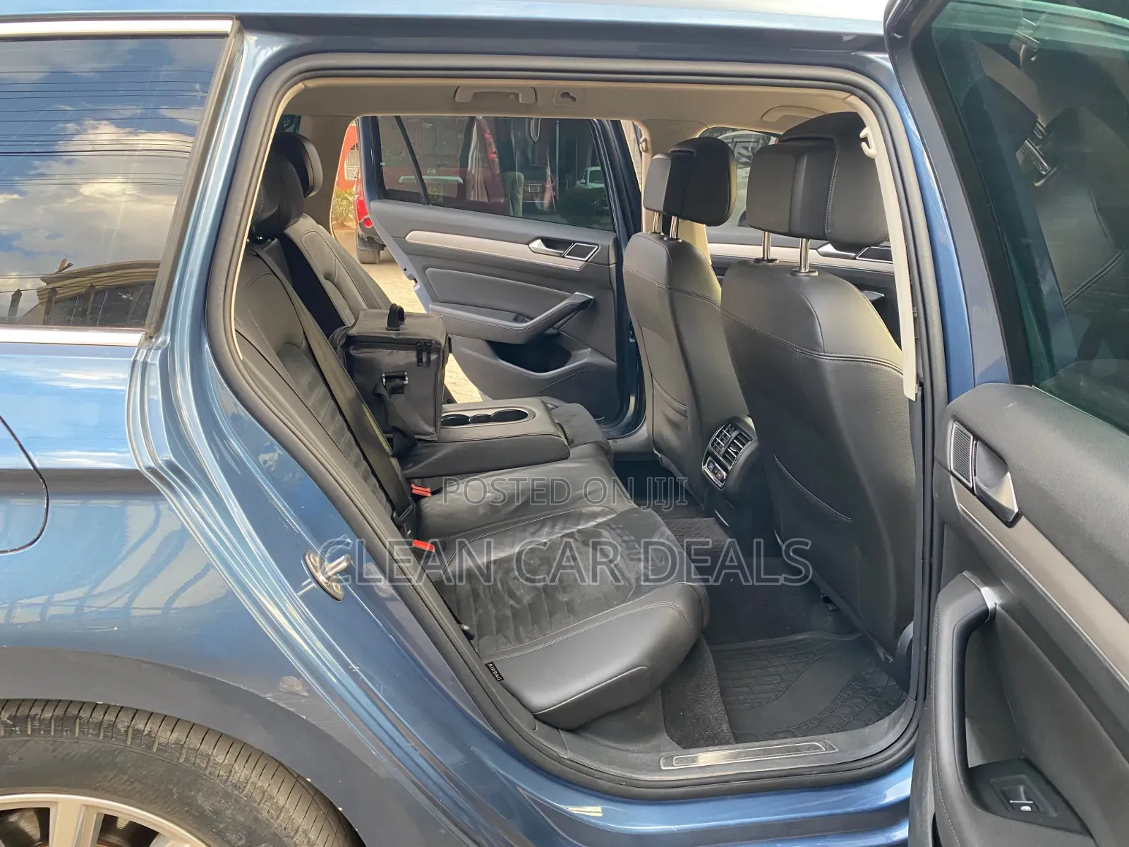 Volkswagen Passat 2018 Blue