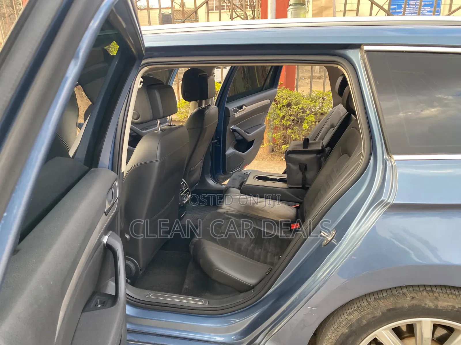 Volkswagen Passat 2018 Blue